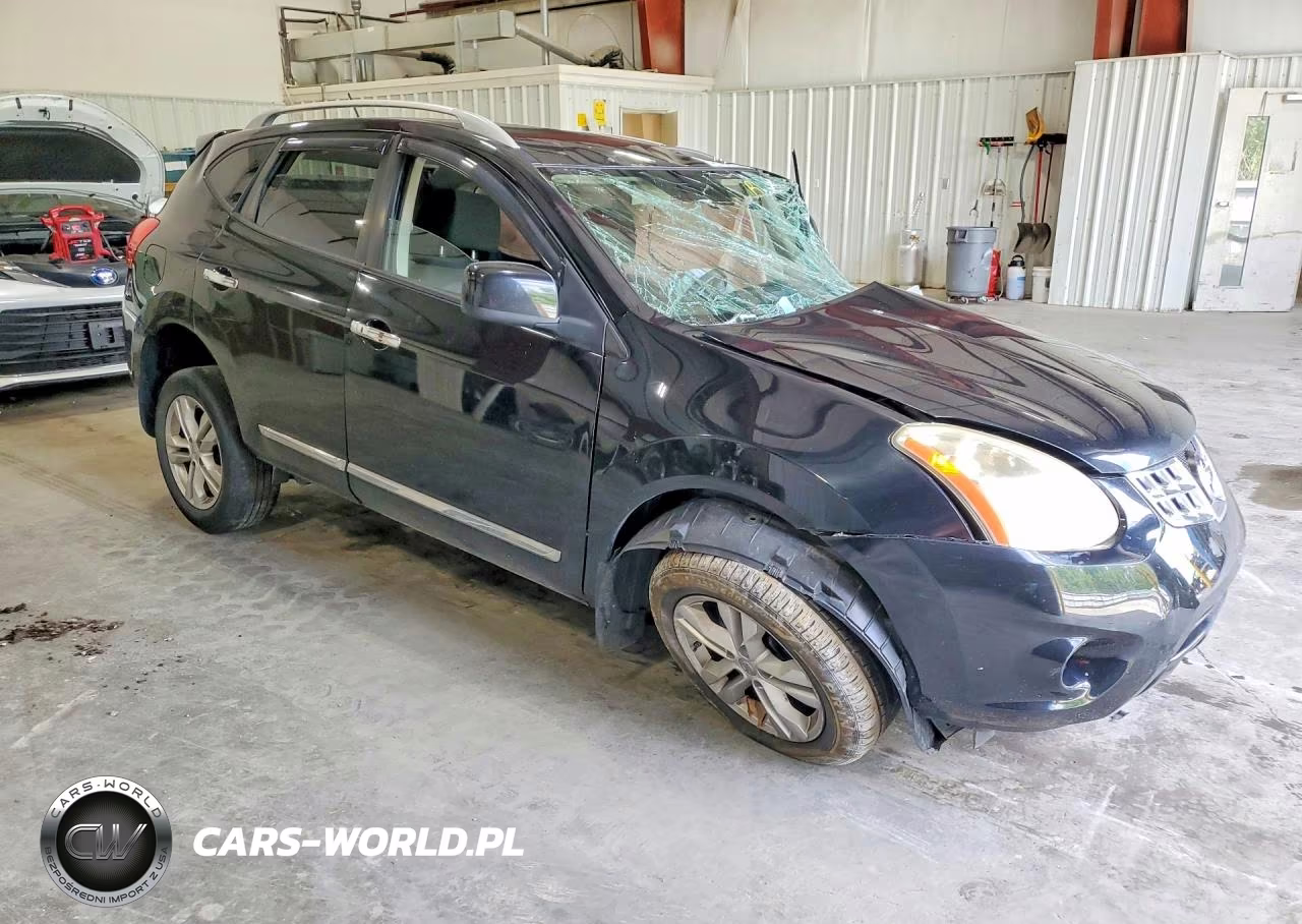 2013 Nissan Rogue S VIN:JN8AS5MV8DW621950 - 4