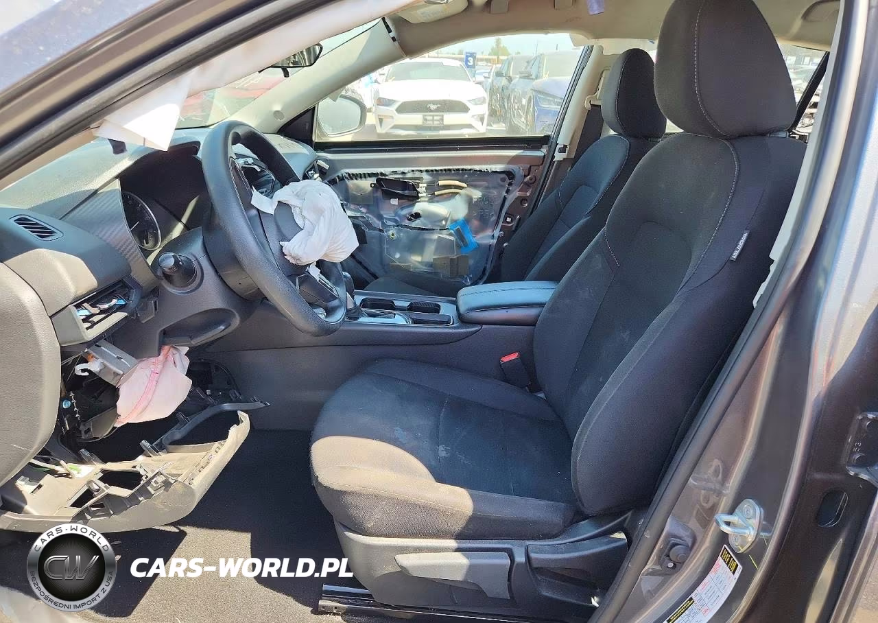 2025 Nissan Sentra S VIN:3N1AB8BVXSY327488 - 7