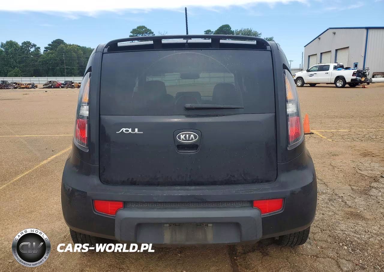 2010 Kia Soul + VIN:KNDJT2A29A7179946 - 6