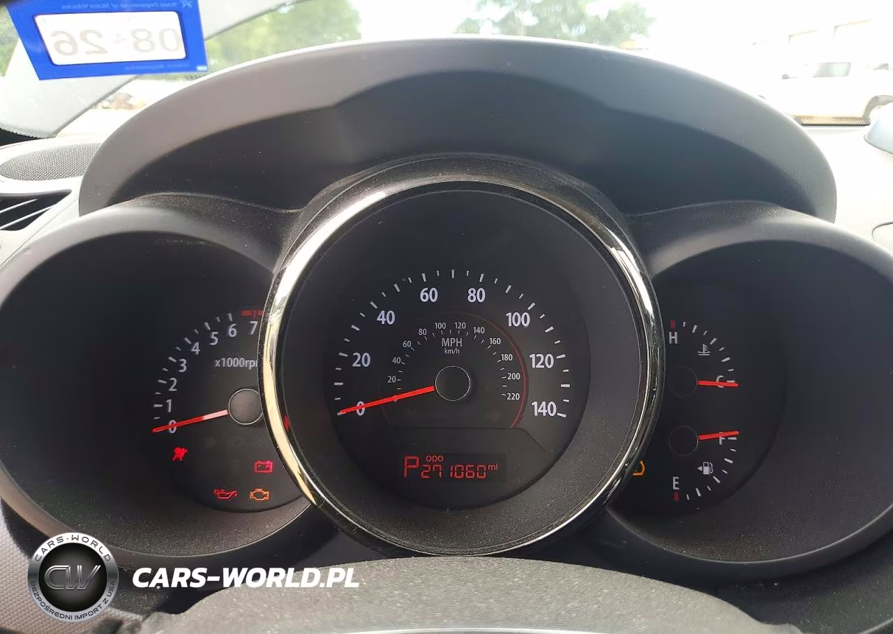 2010 Kia Soul + VIN:KNDJT2A29A7179946 - 9