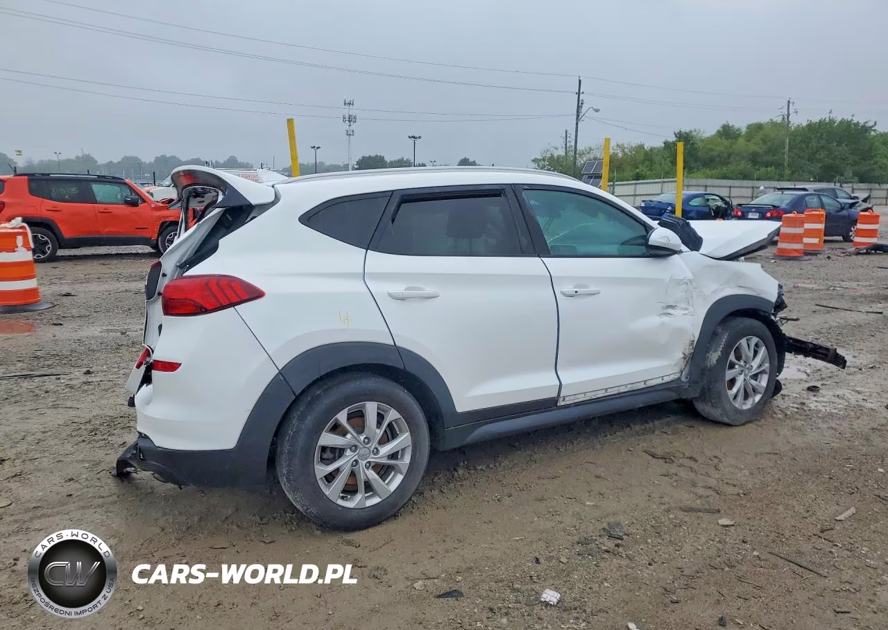 2019 Hyundai Tucson Value VIN:KM8J33A46KU895418 - 3