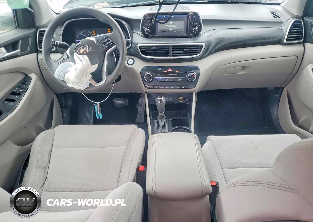 2019 Hyundai Tucson Value VIN:KM8J33A46KU895418 - 8