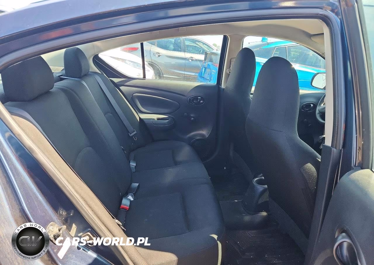 2015 Nissan Versa 1.6 S VIN:3N1CN7AP1FL937117 - 10