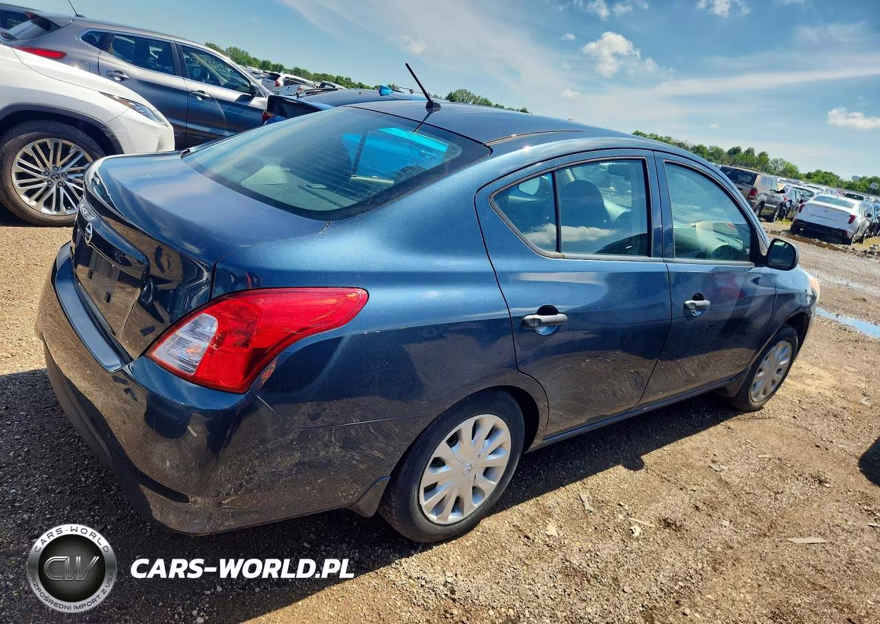 2015 Nissan Versa 1.6 S VIN:3N1CN7AP1FL937117 - 3