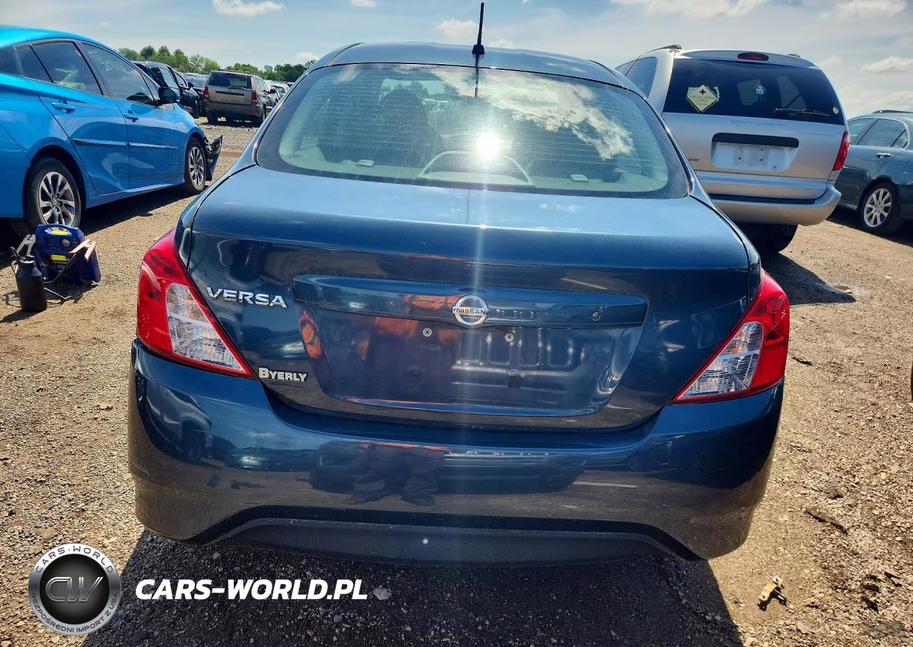 2015 Nissan Versa 1.6 S VIN:3N1CN7AP1FL937117 - 6
