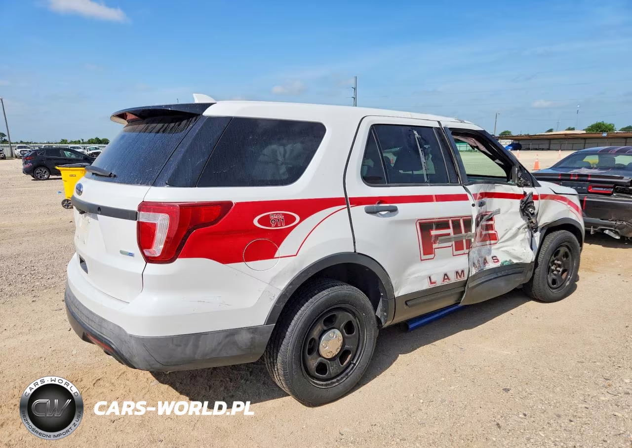 2017 Ford Explorer Police Interceptor VIN:1FM5K8AR9HGB33415 - 3