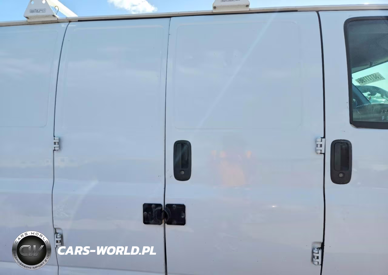 2014 Chevrolet Express G2500 VIN:1GCWGGFA3E1176525 - 11