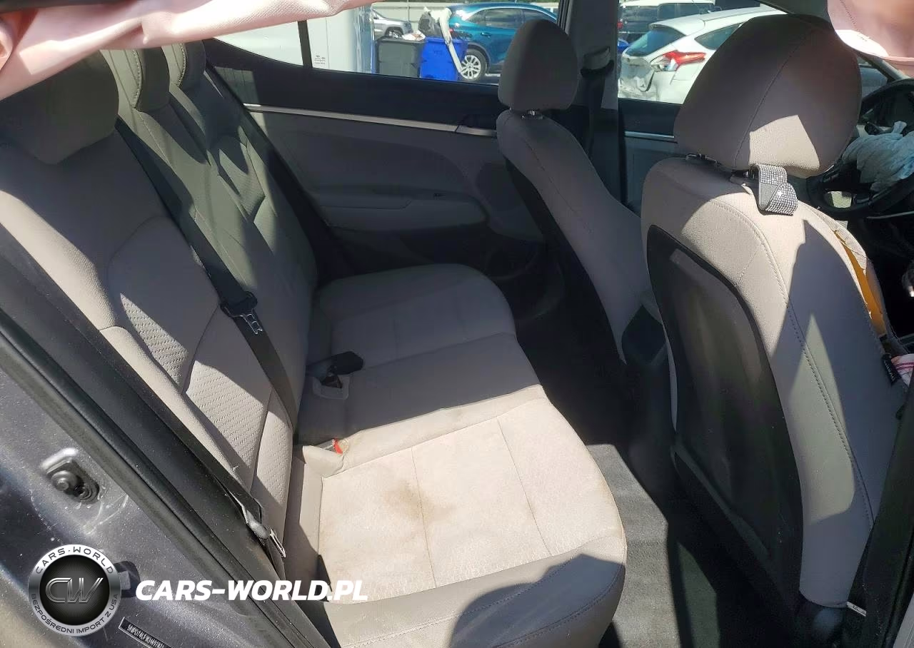 2019 Hyundai Elantra Se VIN:5NPD74LF1KH497876 - 10
