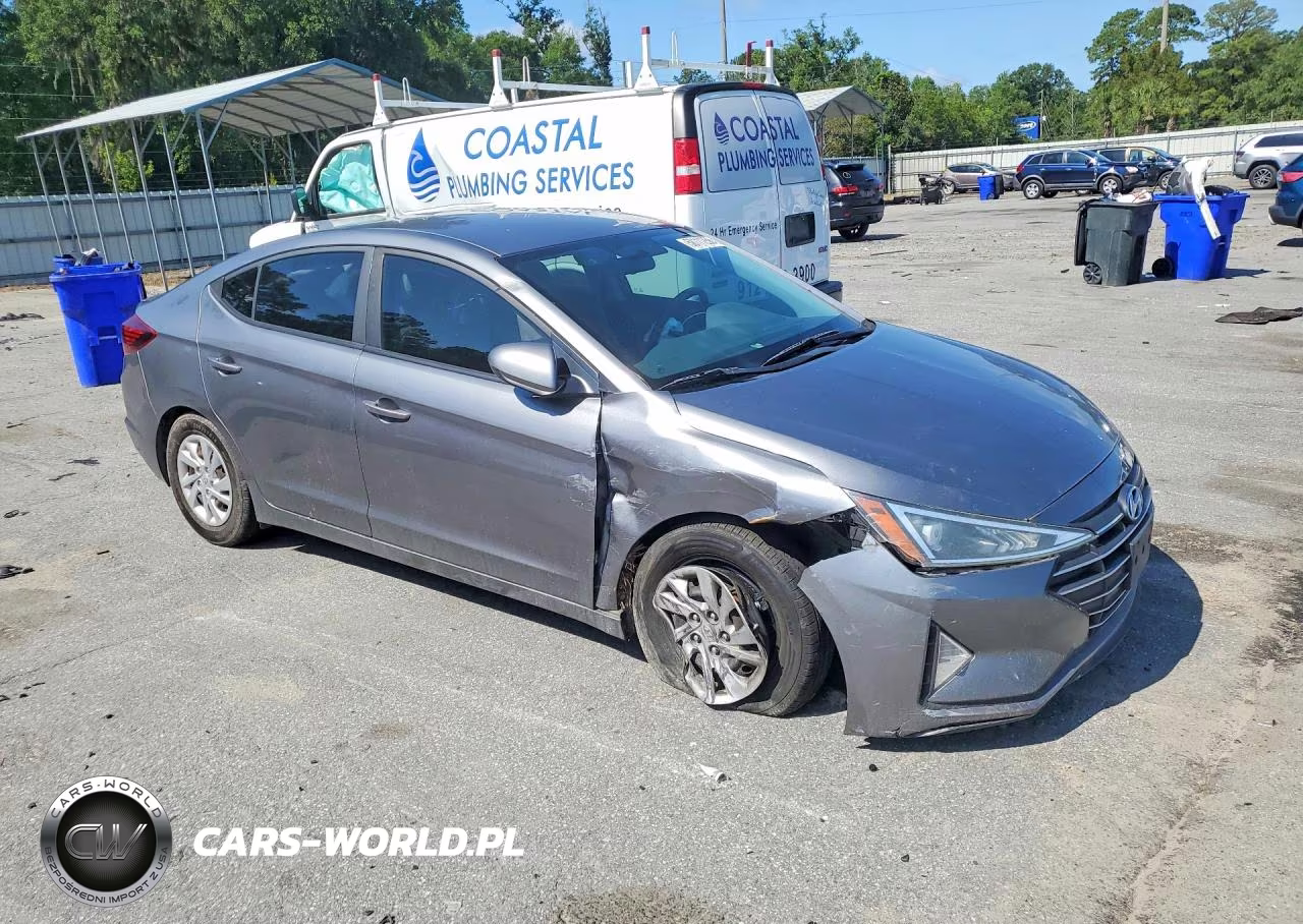 2019 Hyundai Elantra Se VIN:5NPD74LF1KH497876 - 4