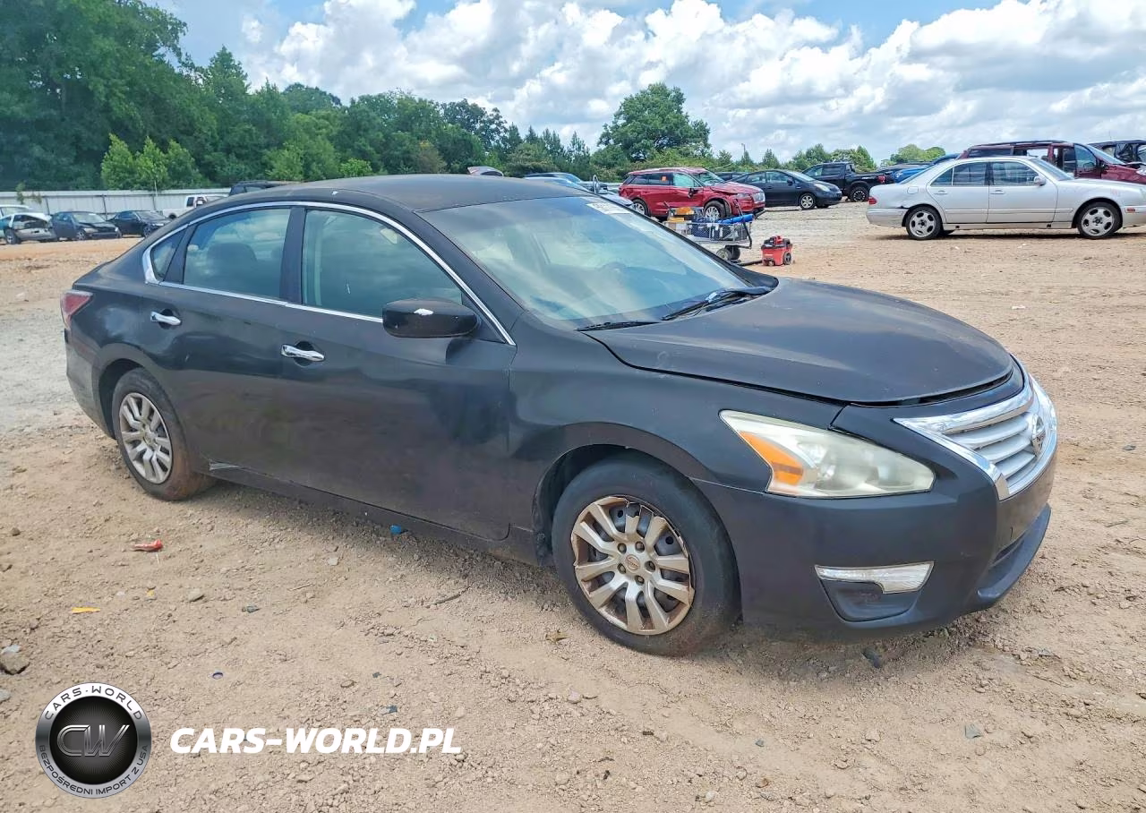 2014 Nissan Altima 2.5 S VIN:1N4AL3AP4EC198117 - 4