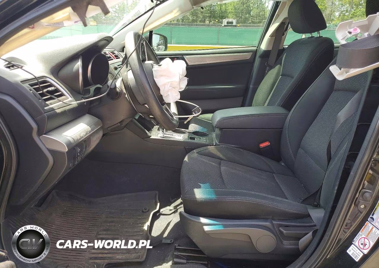 2019 Subaru Outback 2.5I VIN:4S4BSABC7K3393119 - 7