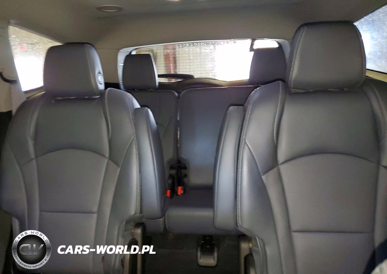 2018 Buick Enclave Premium VIN:5GAEVBKWXJJ130983 - 10