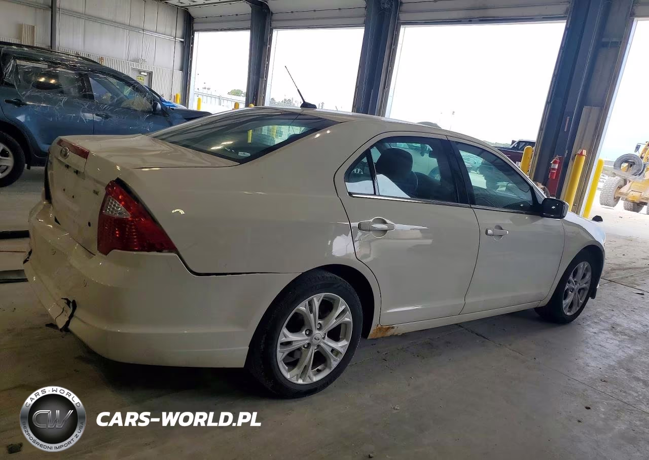 2012 Ford Fusion Se VIN:3FAHP0HA8CR400572 - 3