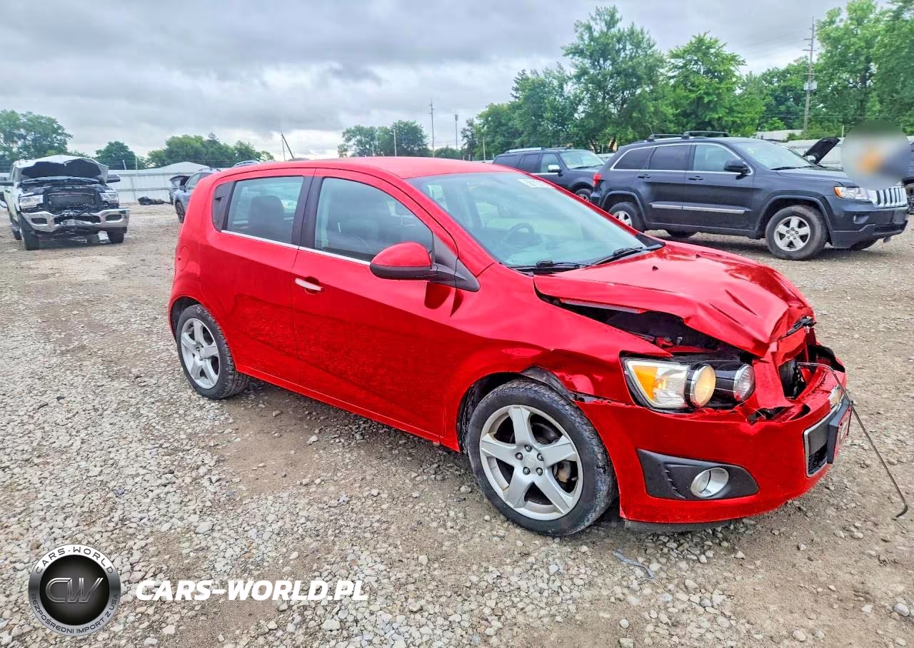 2015 Chevrolet Sonic Ltz VIN:1G1JE6SBXF4210705 - 4