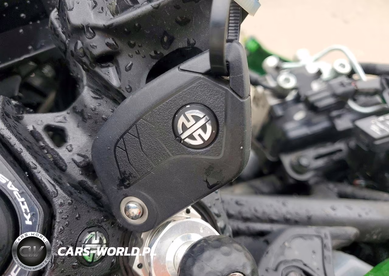 2022 Kawasaki Zx1002 R VIN:JKBZXVR12NA000052 - 8