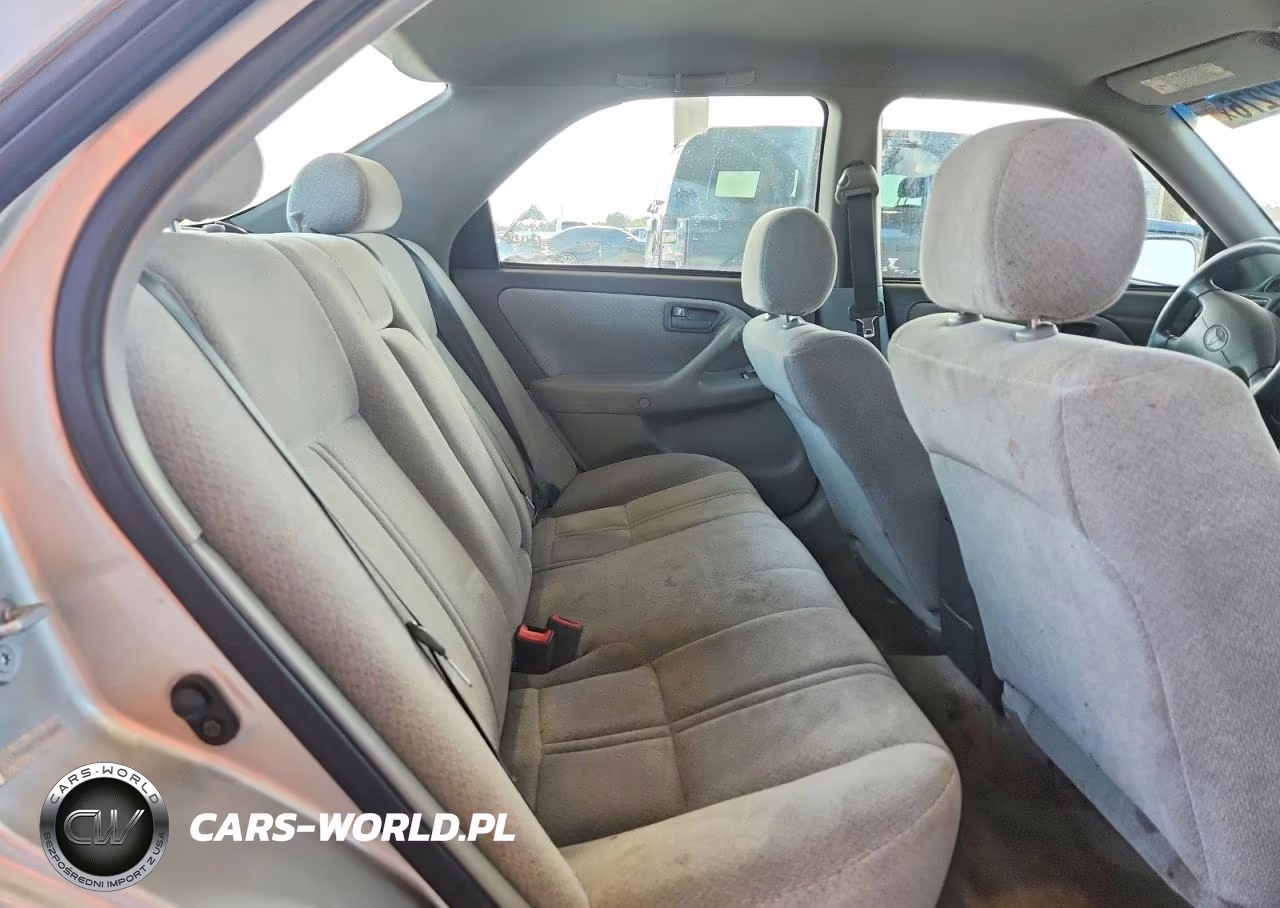 2000 Toyota Camry Le VIN:4T1BG22K5YU012465 - 10