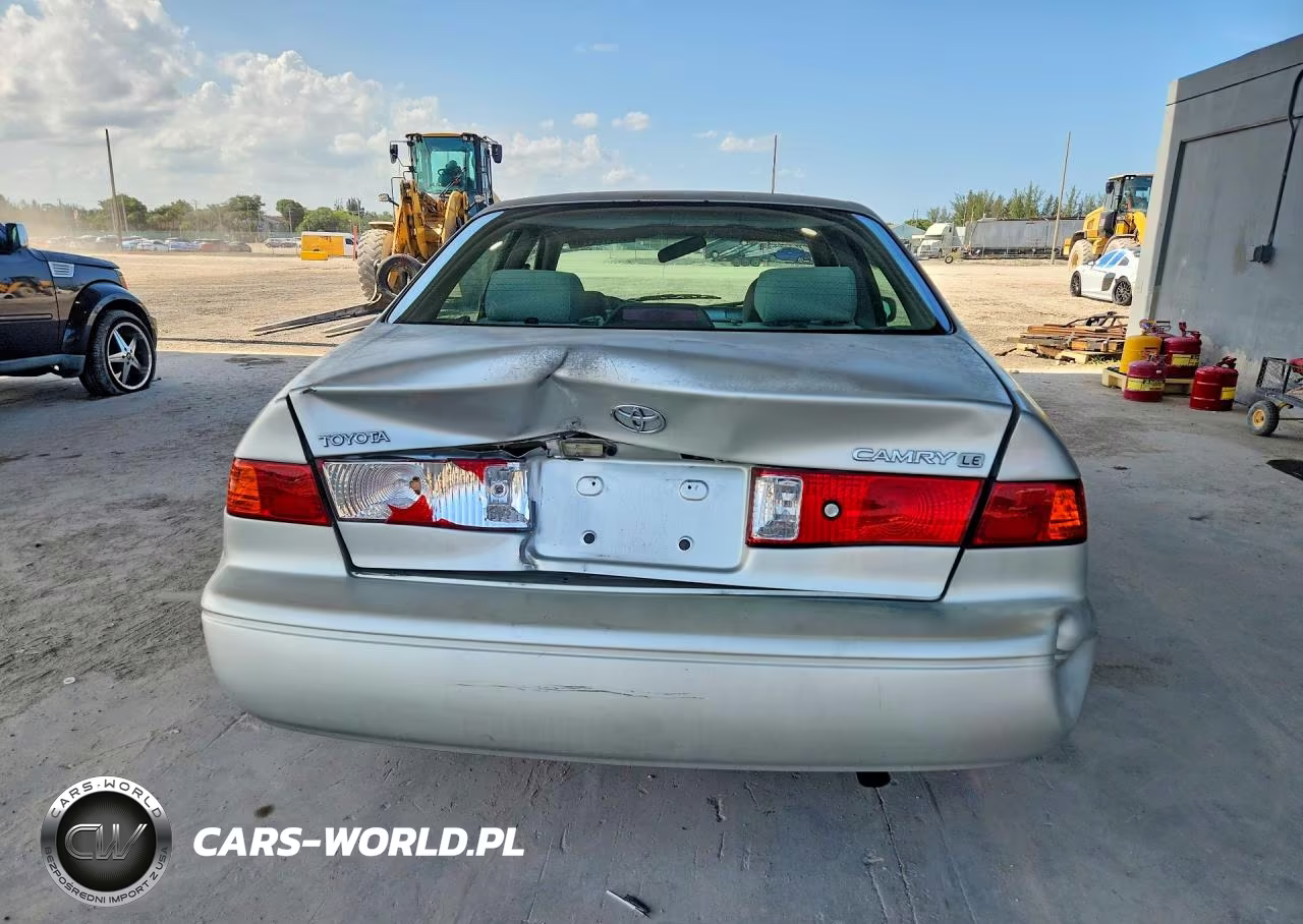 2000 Toyota Camry Le VIN:4T1BG22K5YU012465 - 6