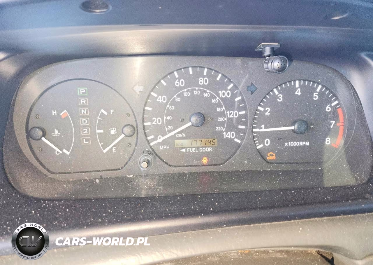 2000 Toyota Camry Le VIN:4T1BG22K5YU012465 - 9