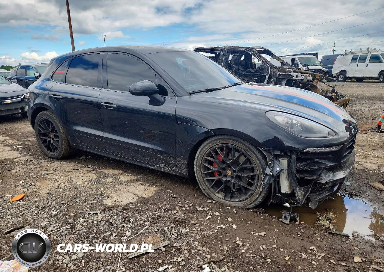 2018 Porsche Macan Gts VIN:WP1AG2A53JLB60443 - 4