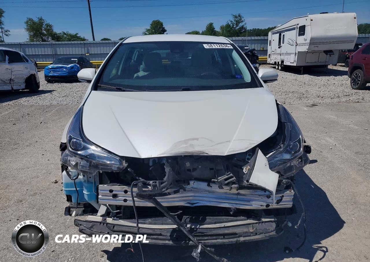 2019 Toyota Prius Le Awd-E VIN:JTDL9RFU7K3008308 - 5