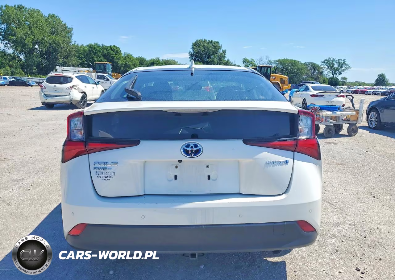 2019 Toyota Prius Le Awd-E VIN:JTDL9RFU7K3008308 - 6