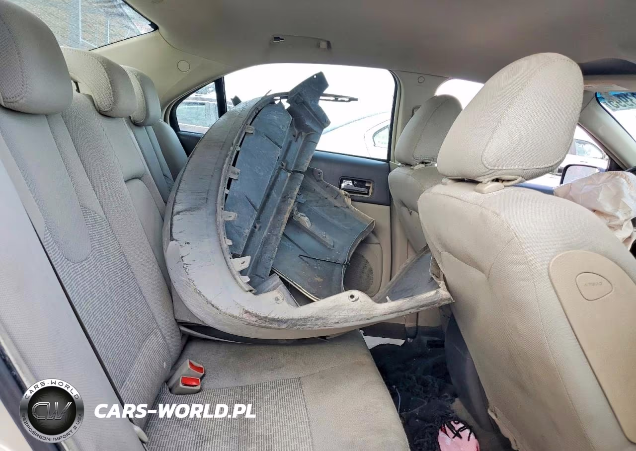 2010 Ford Fusion S VIN:3FAHP0GA4AR197596 - 10