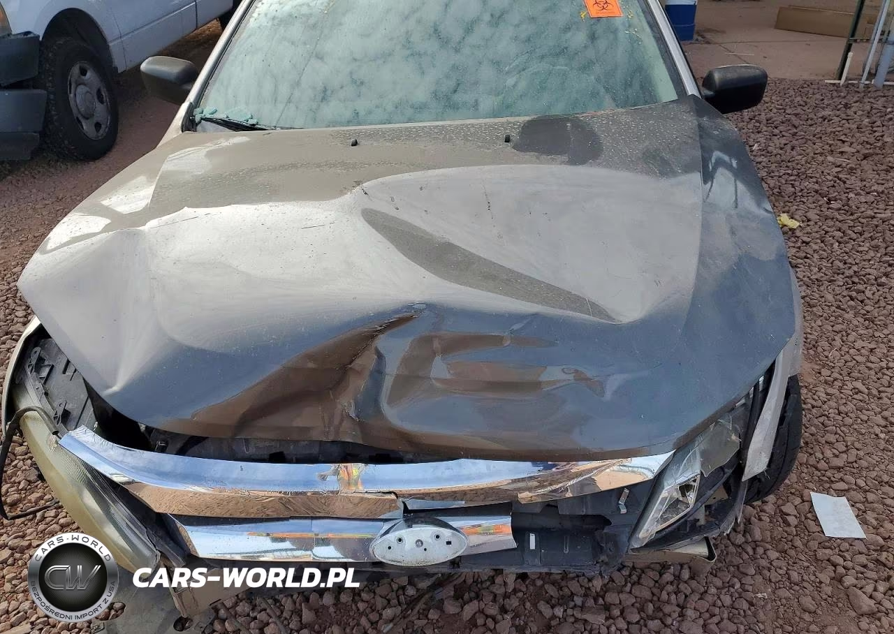 2010 Ford Fusion S VIN:3FAHP0GA4AR197596 - 11