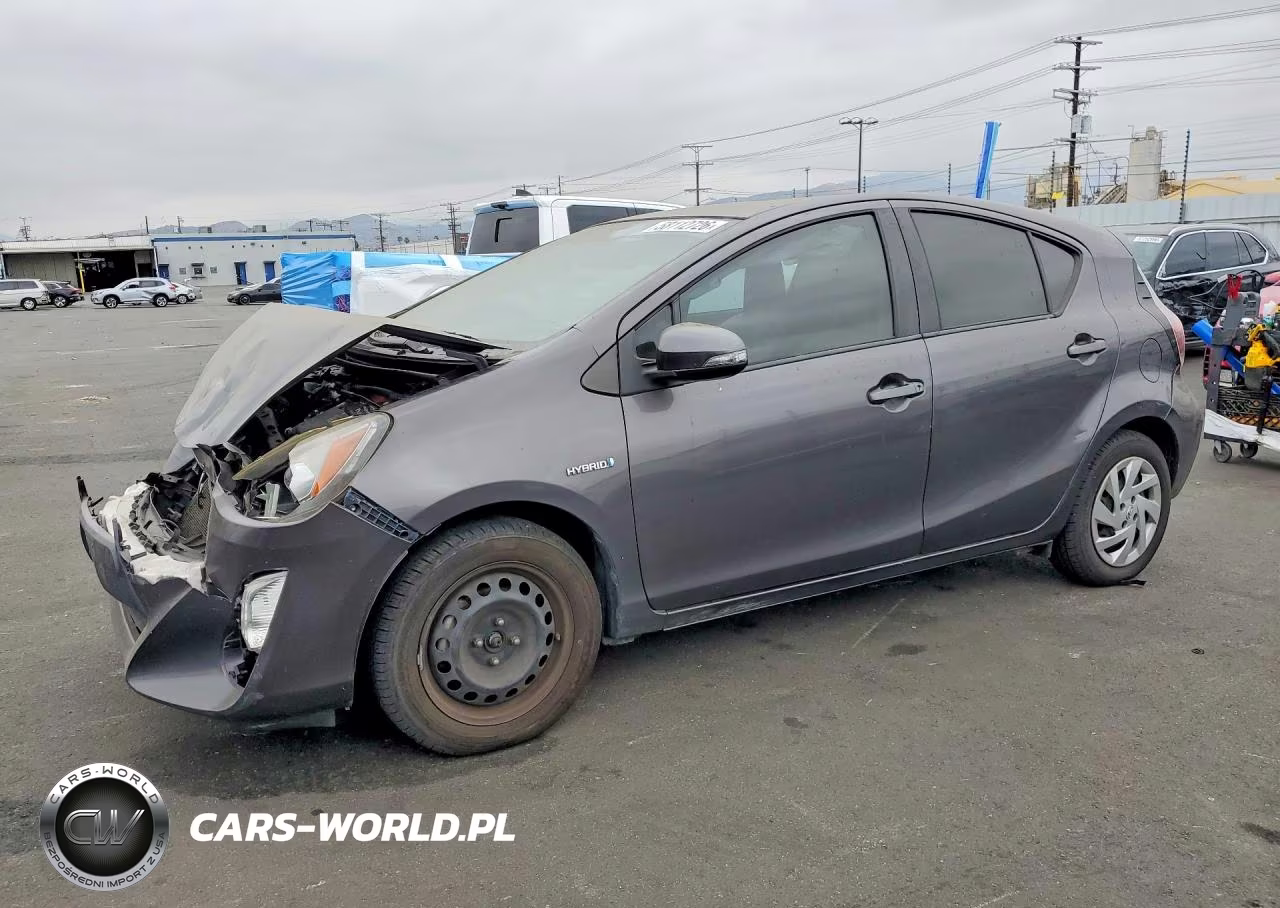 2015 Toyota Prius C One