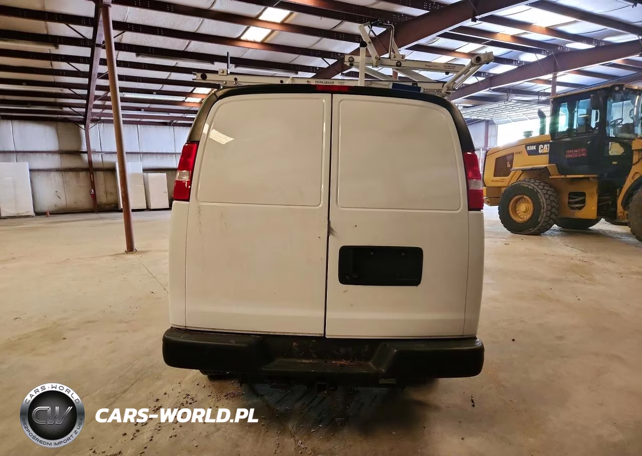 2024 Chevrolet Express G2500 VIN:1GCWGAF75R1164903 - 6