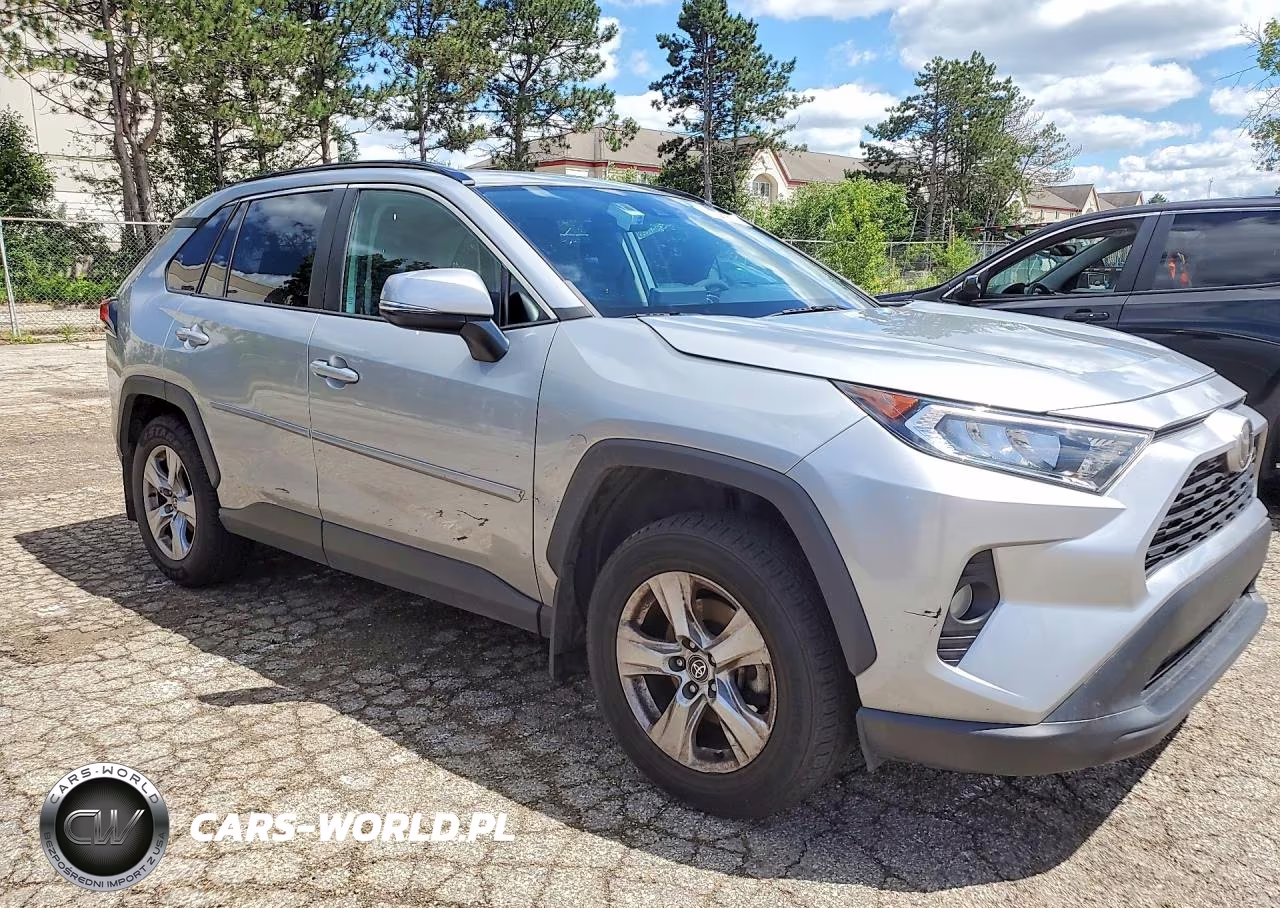 2021 Toyota Rav4 Xle VIN:2T3W1RFV7MC134439 - 4