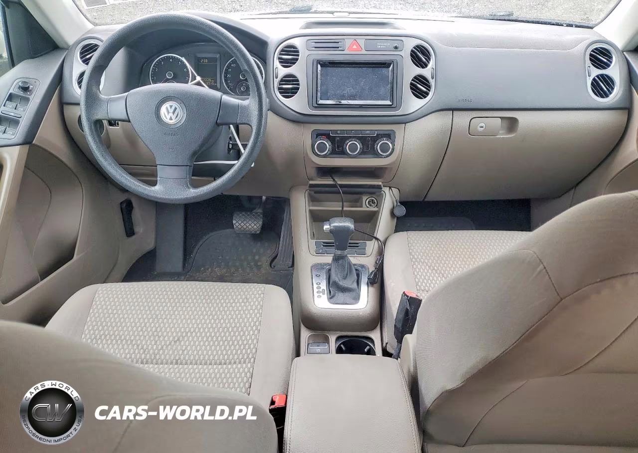 2010 Volkswagen Tiguan Se VIN:WVGBV7AX9AW516379 - 8