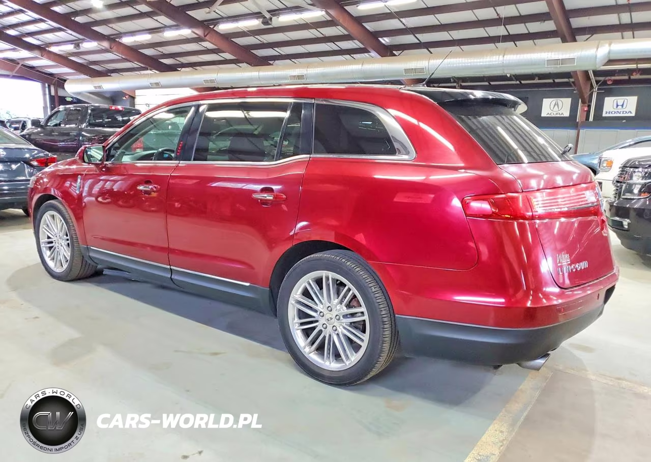 2016 Lincoln Mkt VIN:2LMHJ5AT7GBL02674 - 2
