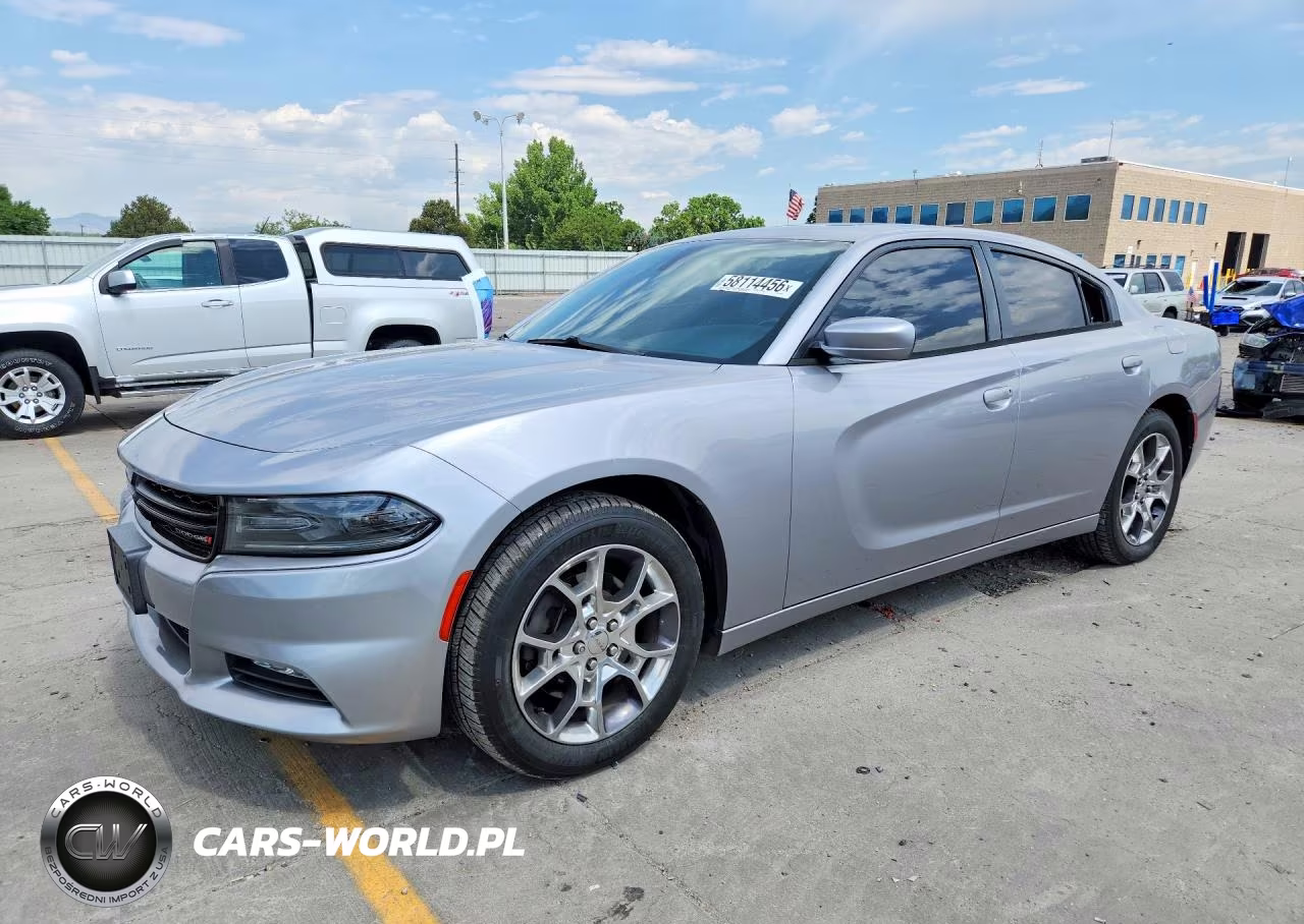 2015 Dodge Charger Sxt – zdjęcie 1 z 12