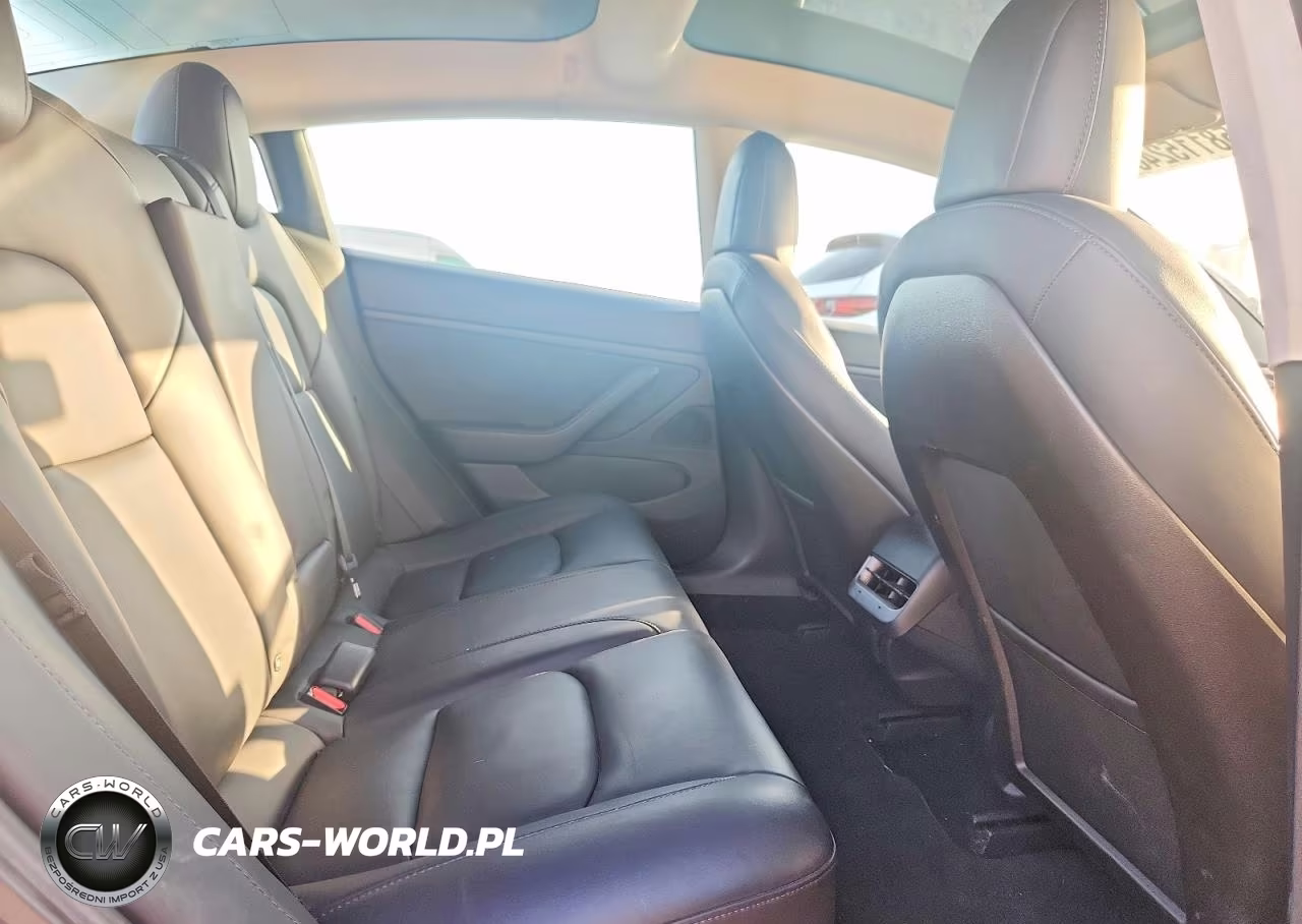 2020 Tesla Model 3 VIN:5YJ3E1EB2LF741478 - 10