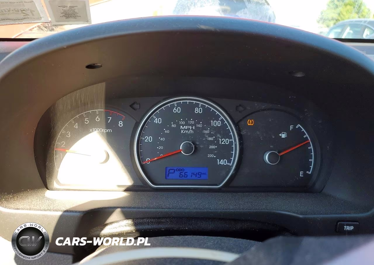 HYUNDAI ELANTRA VIN:KMHDU46D89U788261 - 9
