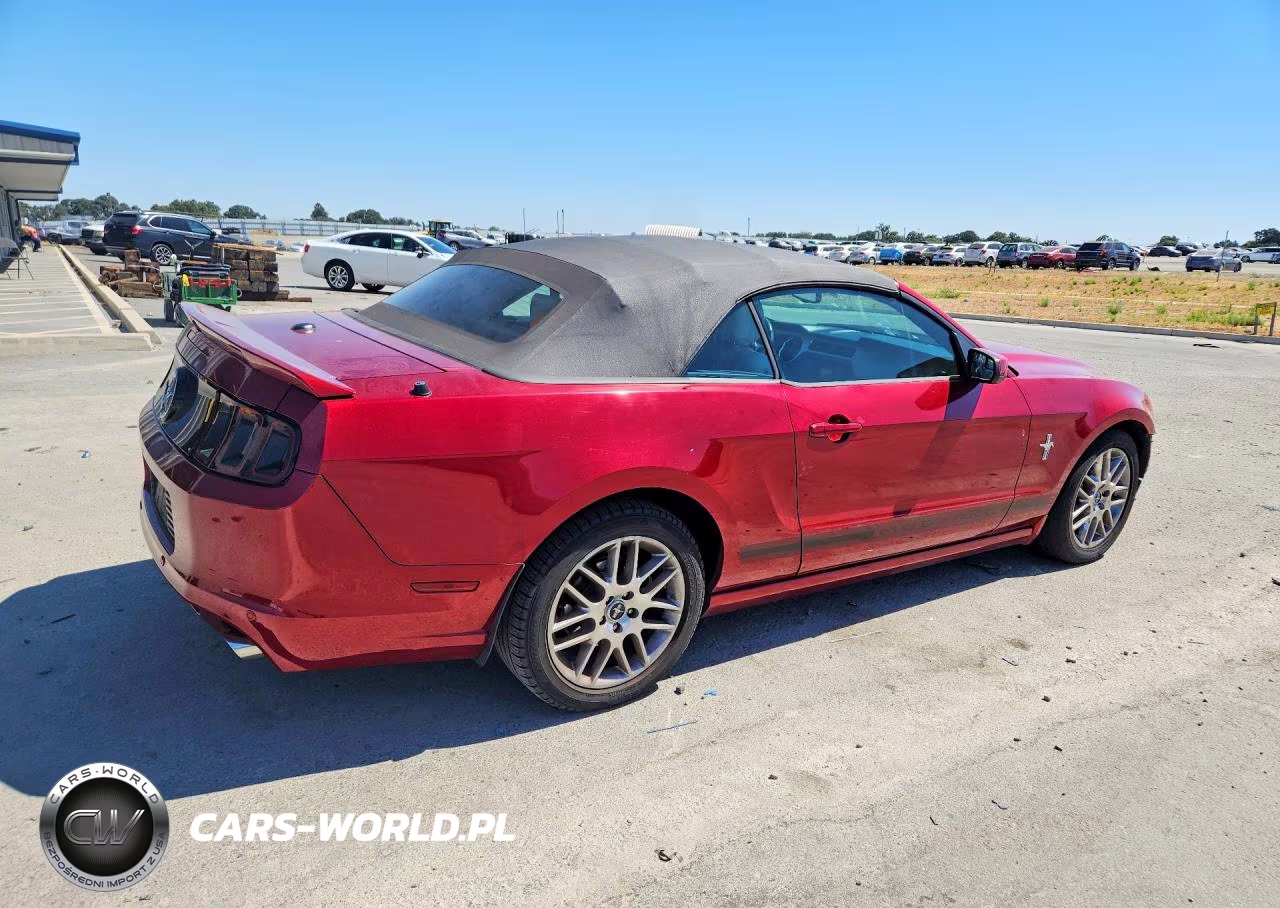 2014 Ford Mustang VIN:1ZVBP8EM7E5294843 - 3