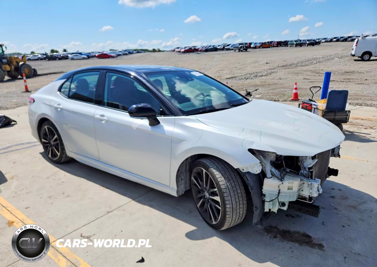 2019 Toyota Camry Xse VIN:4T1B61HK5KU164189 - 4