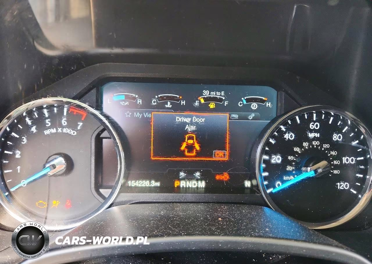 2019 Ford Expedition Limited VIN:1FMJU1KT4KEA32831 - 9