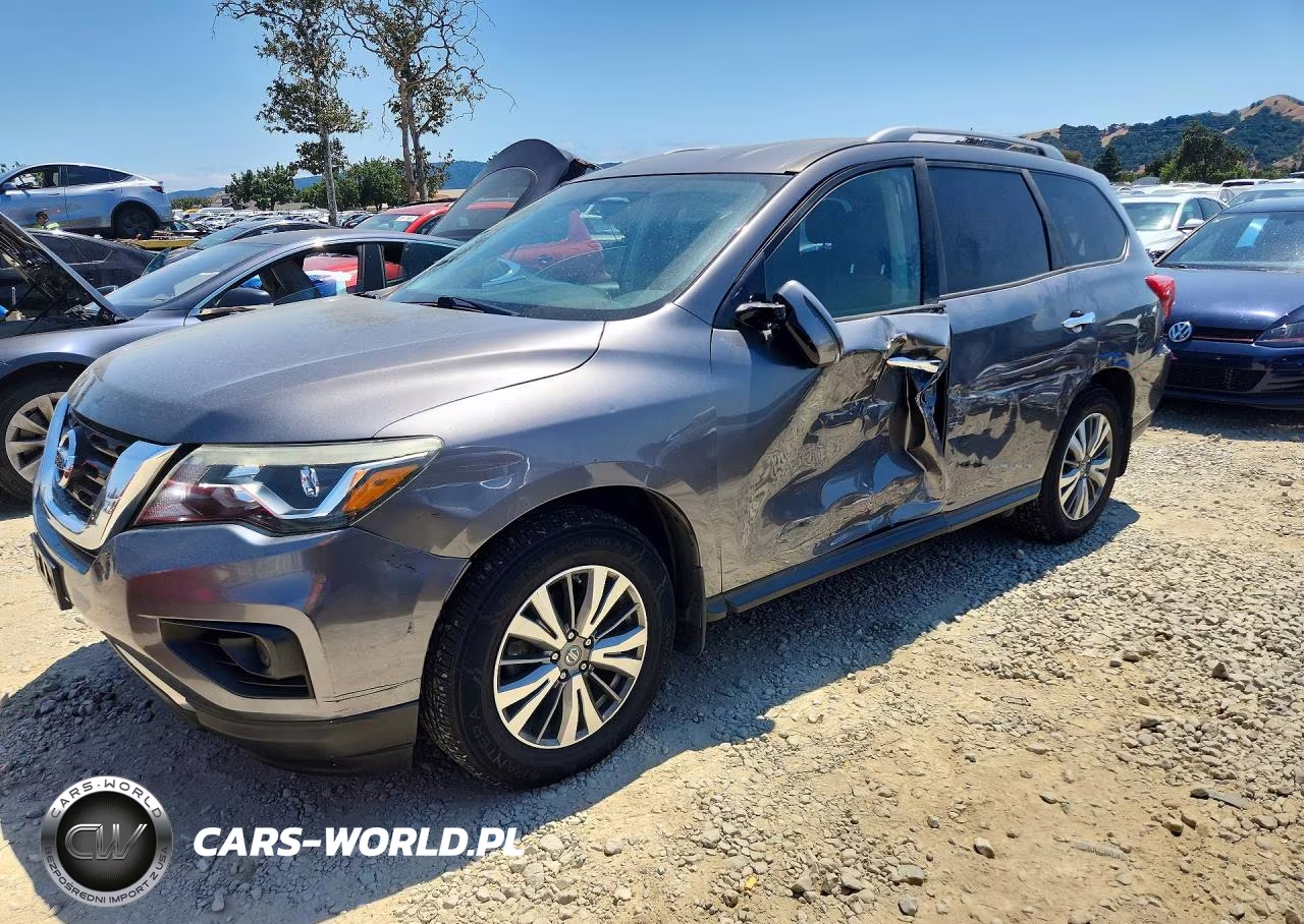 2017 Nissan Pathfinder S