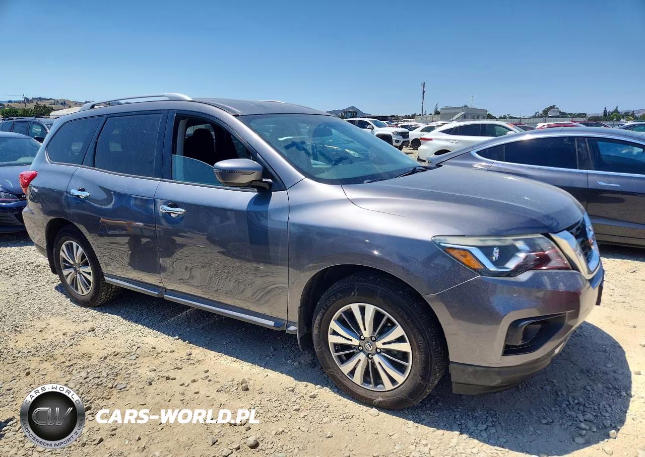 2017 Nissan Pathfinder S VIN:5N1DR2MN3HC622610 - 4