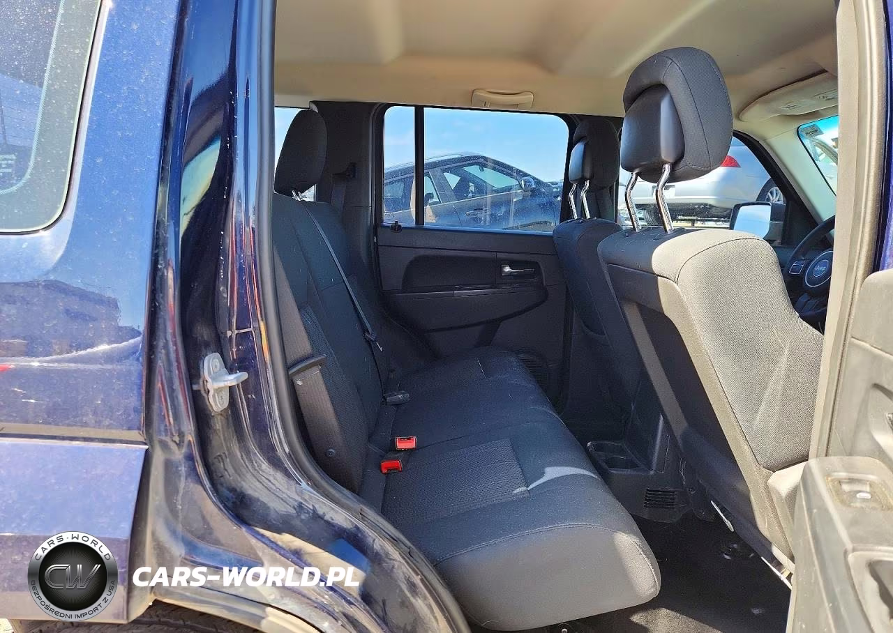 2012 Jeep Liberty Sport VIN:1C4PJMAK9CW211038 - 10
