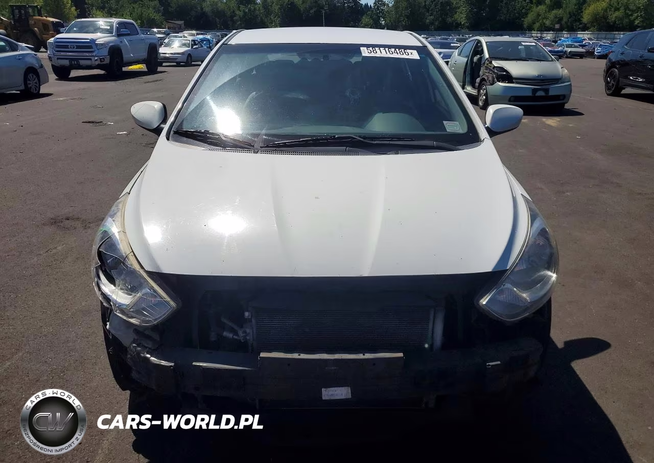 2013 Hyundai Accent Gs VIN:KMHCT5AE5DU063553 - 5