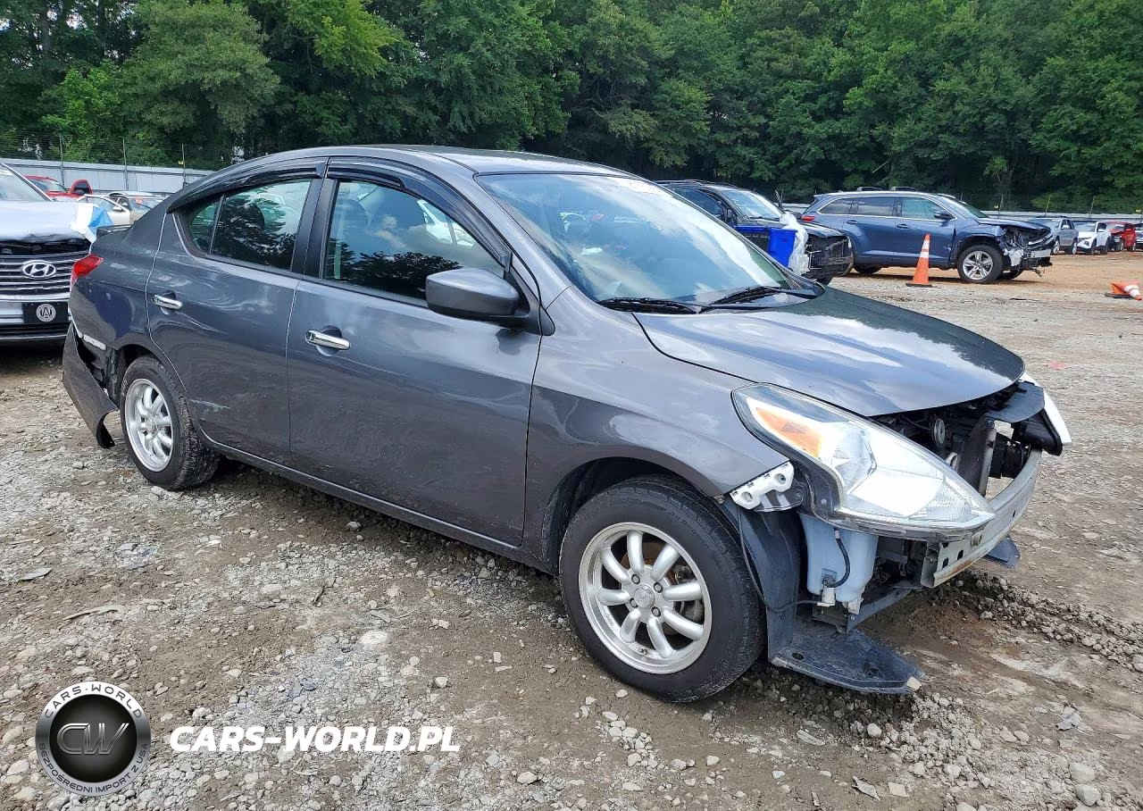 2018 Nissan Versa Sv VIN:3N1CN7AP6JL807679 - 4