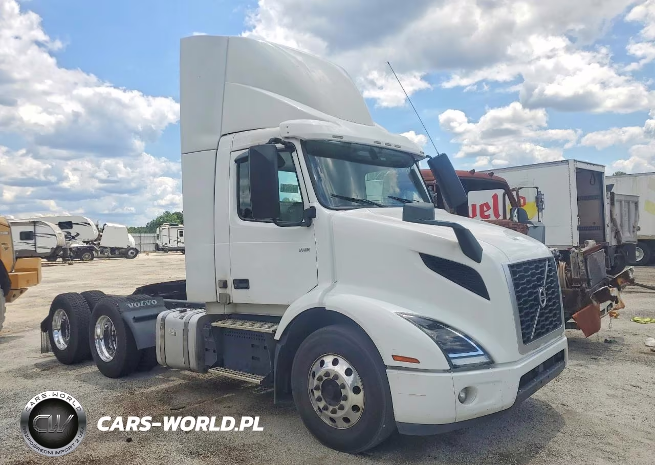 2021 Volvo Vnr - Semi Truck
