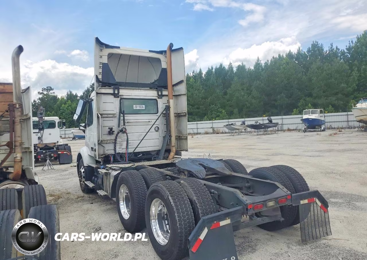 2021 Volvo Vnr - Semi Truck VIN:4V4WC9EH9MN277067 - 3