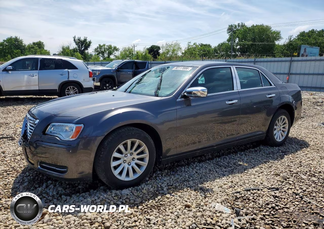 2013 Chrysler 300 – zdjęcie 1 z 12