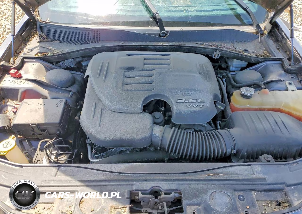 2013 Chrysler 300 VIN:2C3CCAAG0DH732172 - 11