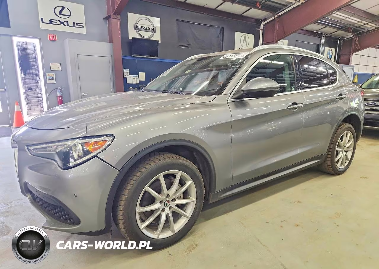 2018 Alfa Romeo Stelvio Ti