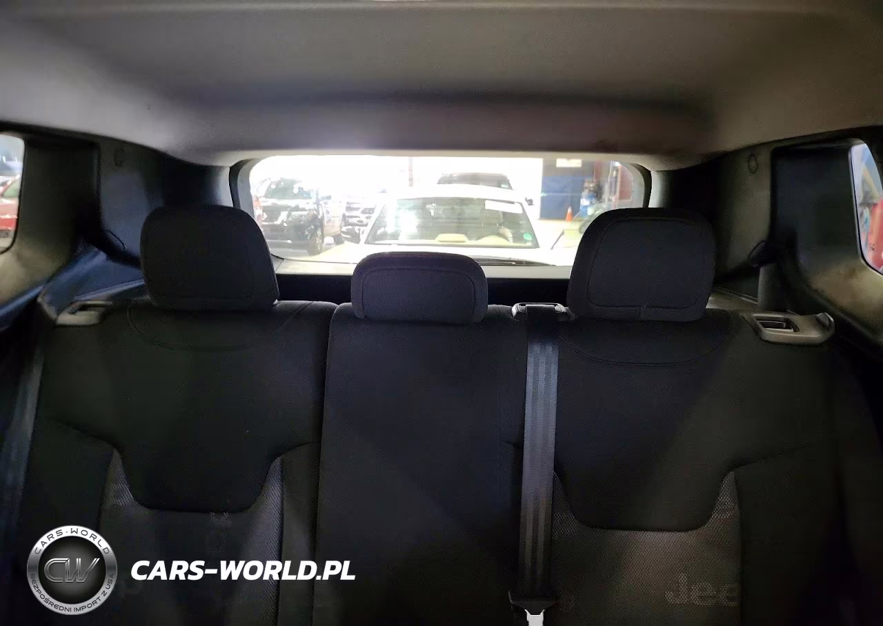 2016 Jeep Renegade Latitude VIN:ZACCJBBW0GPD15585 - 10