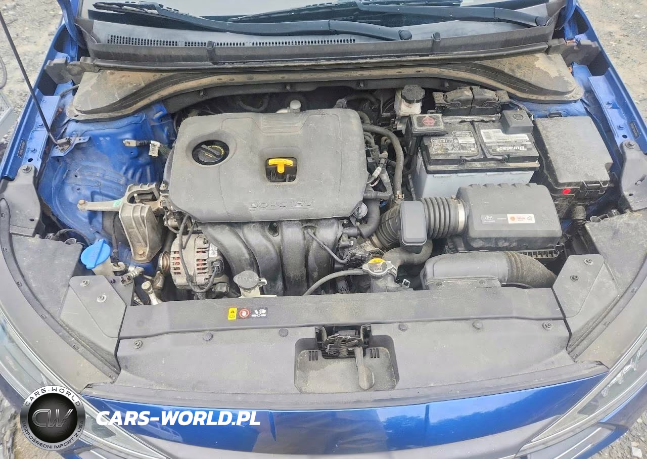2019 Hyundai Elantra Value Edition VIN:5NPD84LF0KH404858 - 11